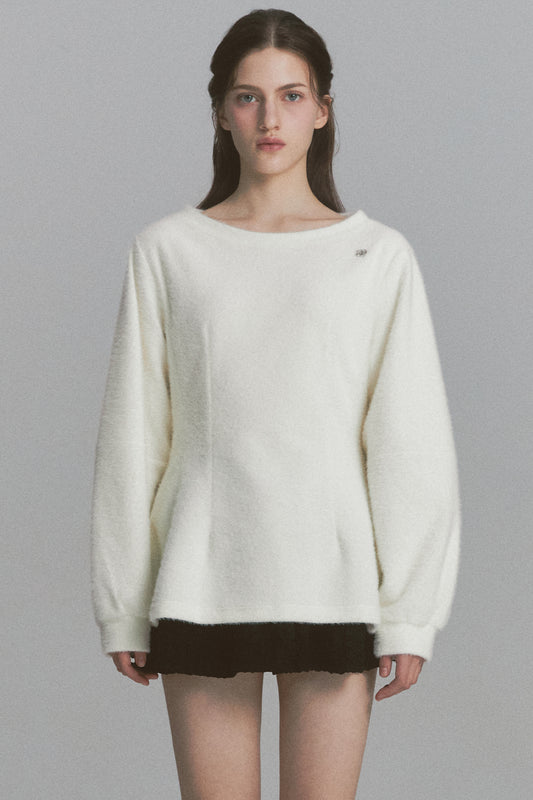 moilly-fw-24-angora-flare-sweatshirt-ivory