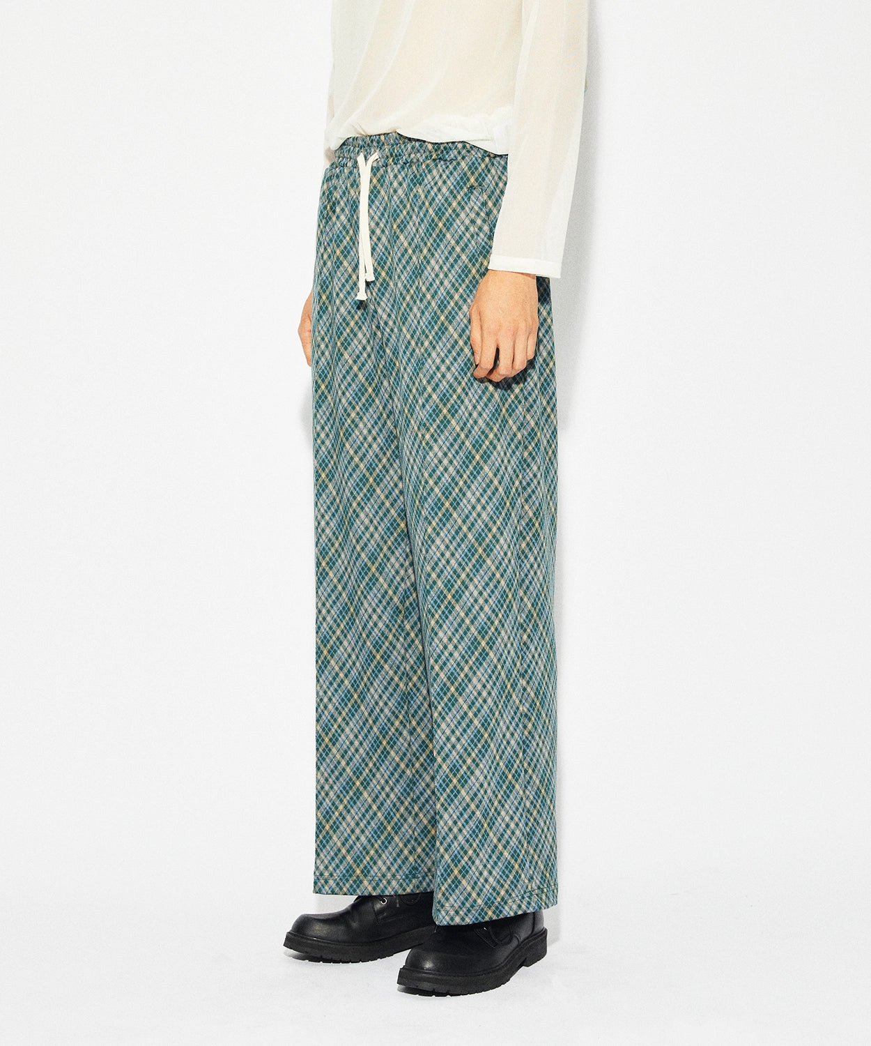 tonsil-ss-25-check-track-pants-green