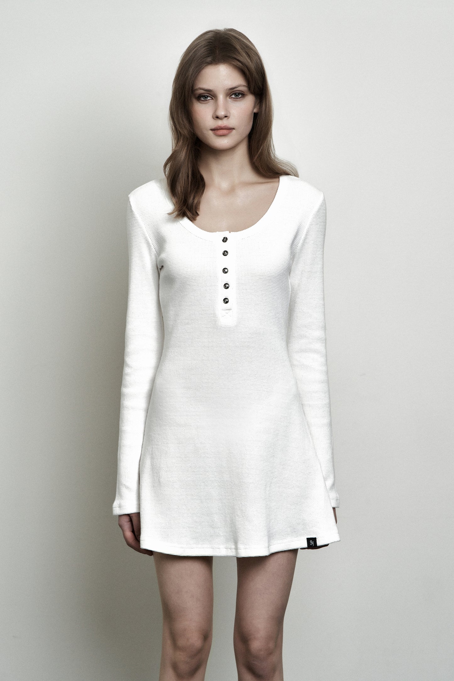 synerjyn-fw-24-plain-waffle-button-dress-white