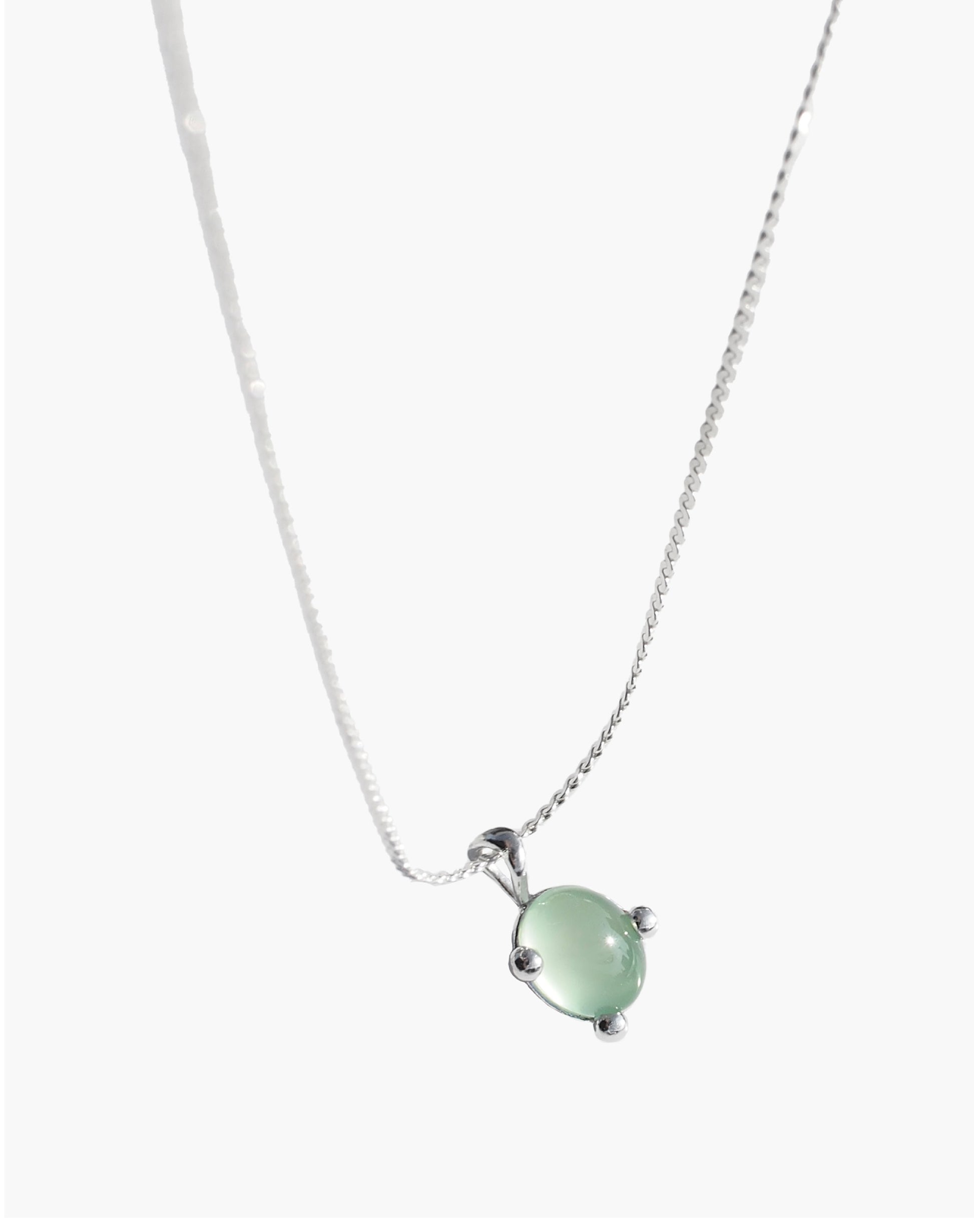 inodore-fw-24-joy-necklace-_-light-green-agate