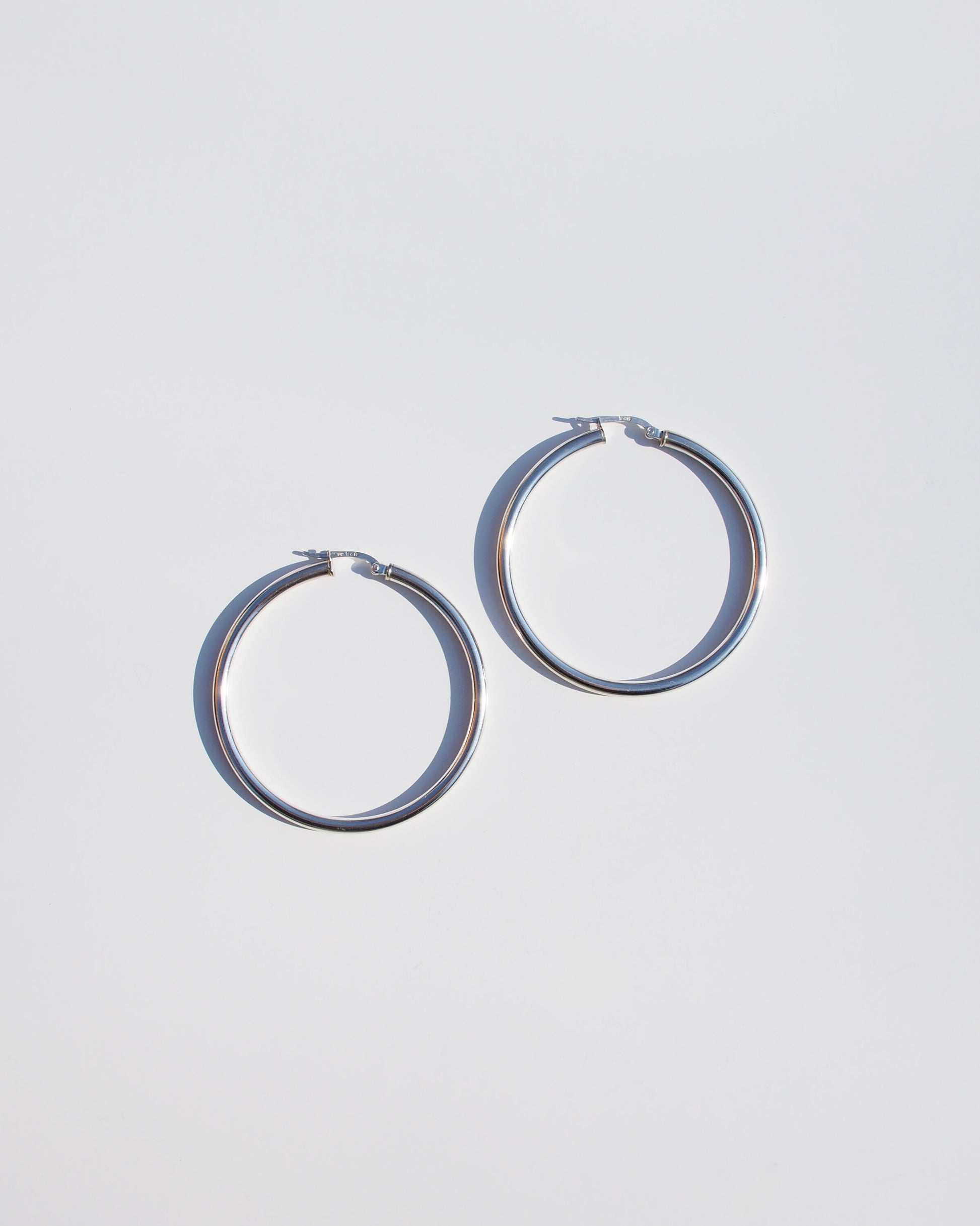 inodore-seasonless-24-hoop-earrings-_-l