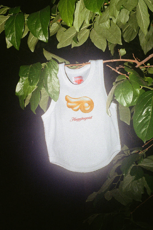 huggingoat-seasonless-angel-tanktop-&-sleeveless