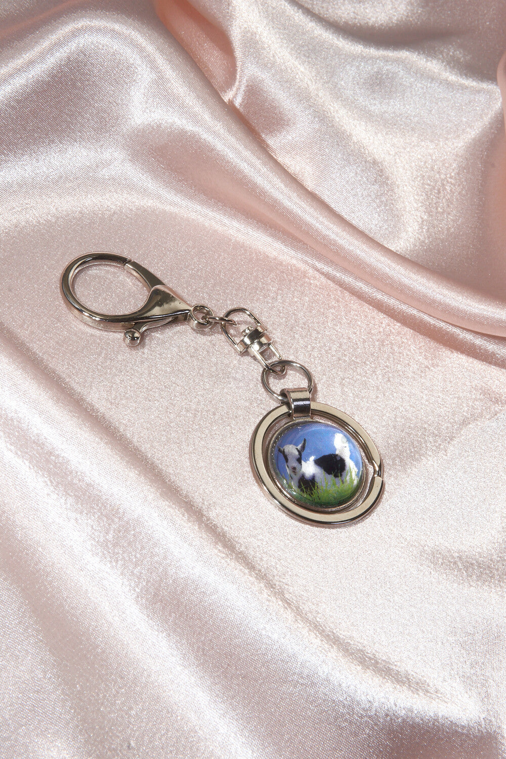 huggingoat-seasonless-baby-goat-keyring