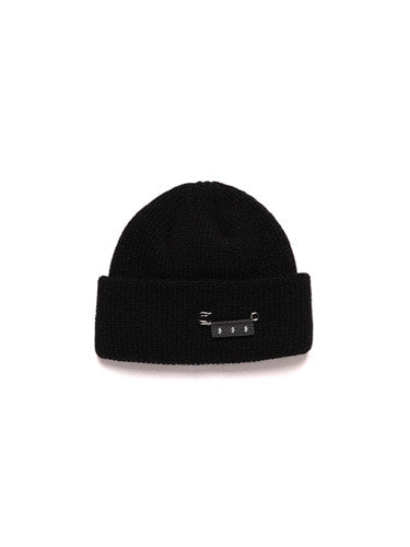 dxoh-seasonless-pin-beanie-black