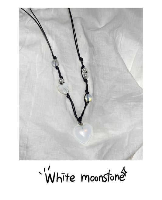 pincunomaru-seasonless-white-moonstone