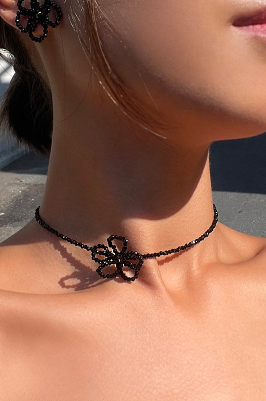 annaflair1986-seasonless-24-twinkle-black-flower-necklace-an223038