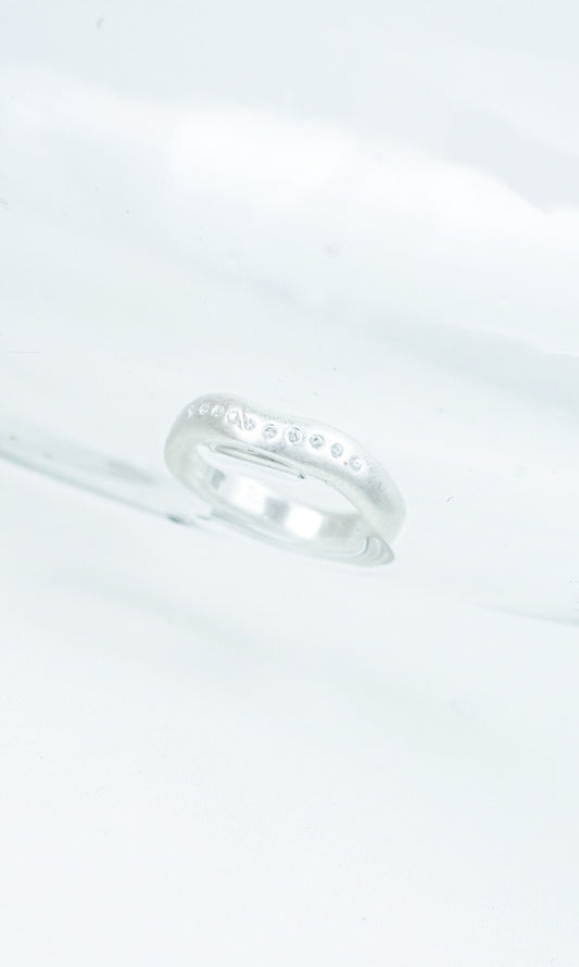 faerie-seasonless-cubic-charm-wave-ring