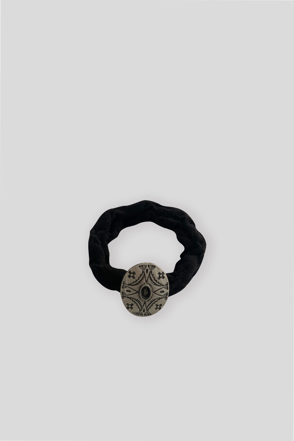 pokofosca-seasonless-oval-hair-ties