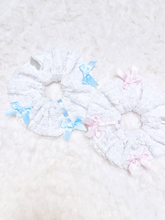 etrerose-winter23-baby-milk-frill-lace-ribbon-scrunchie-2color